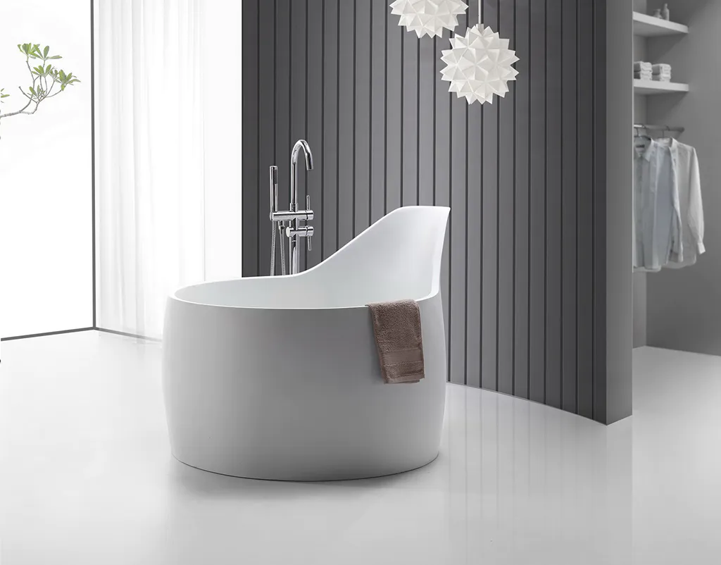 finish large freestanding bath custom for hotel